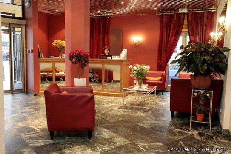 Hotel Charlemagne Нейї-сюр-Сен Інтер'єр фото
